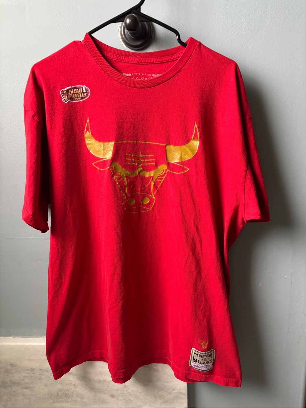 Mitchell & Ness Chicago Bulls Red Tee with Gold Logo